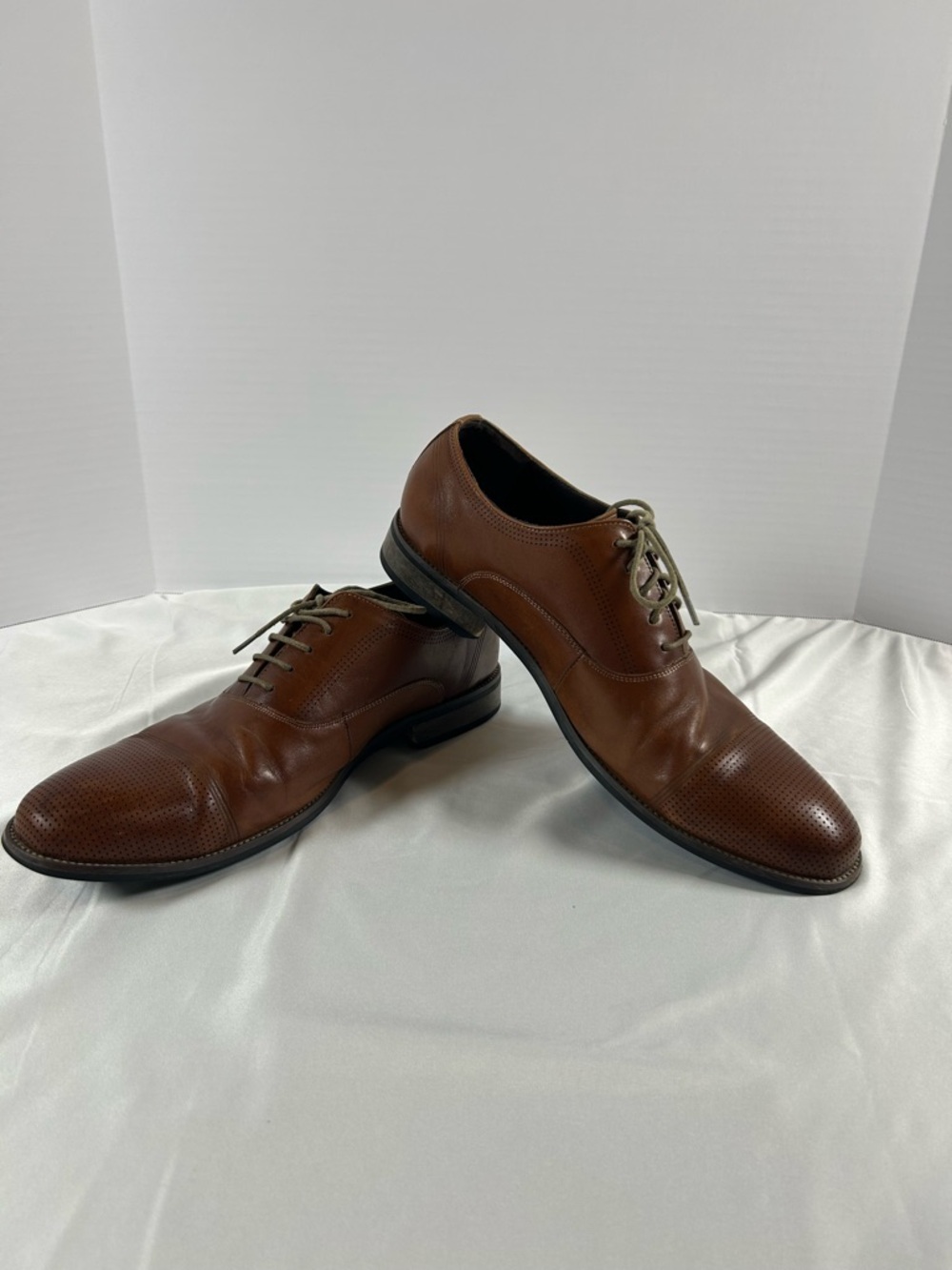 Kenneth Cole Reaction Jean IAL Men's Brown Cap Toe Leather‎ Oxfords 10.5 * flaw